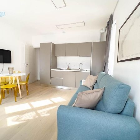 Ferienwohnung Corridoni 2E Tirabora Short Rent Triest Exterior foto