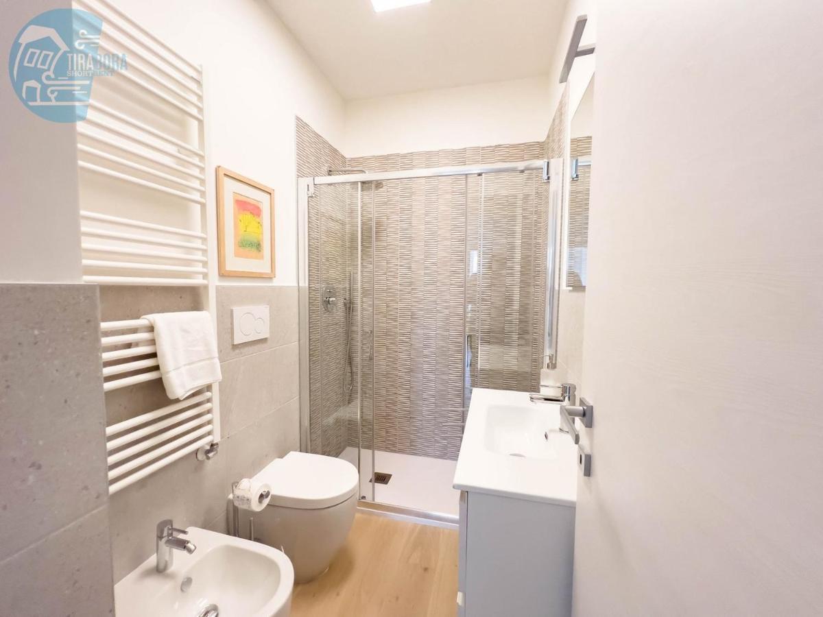 Ferienwohnung Corridoni 2E Tirabora Short Rent Triest Exterior foto